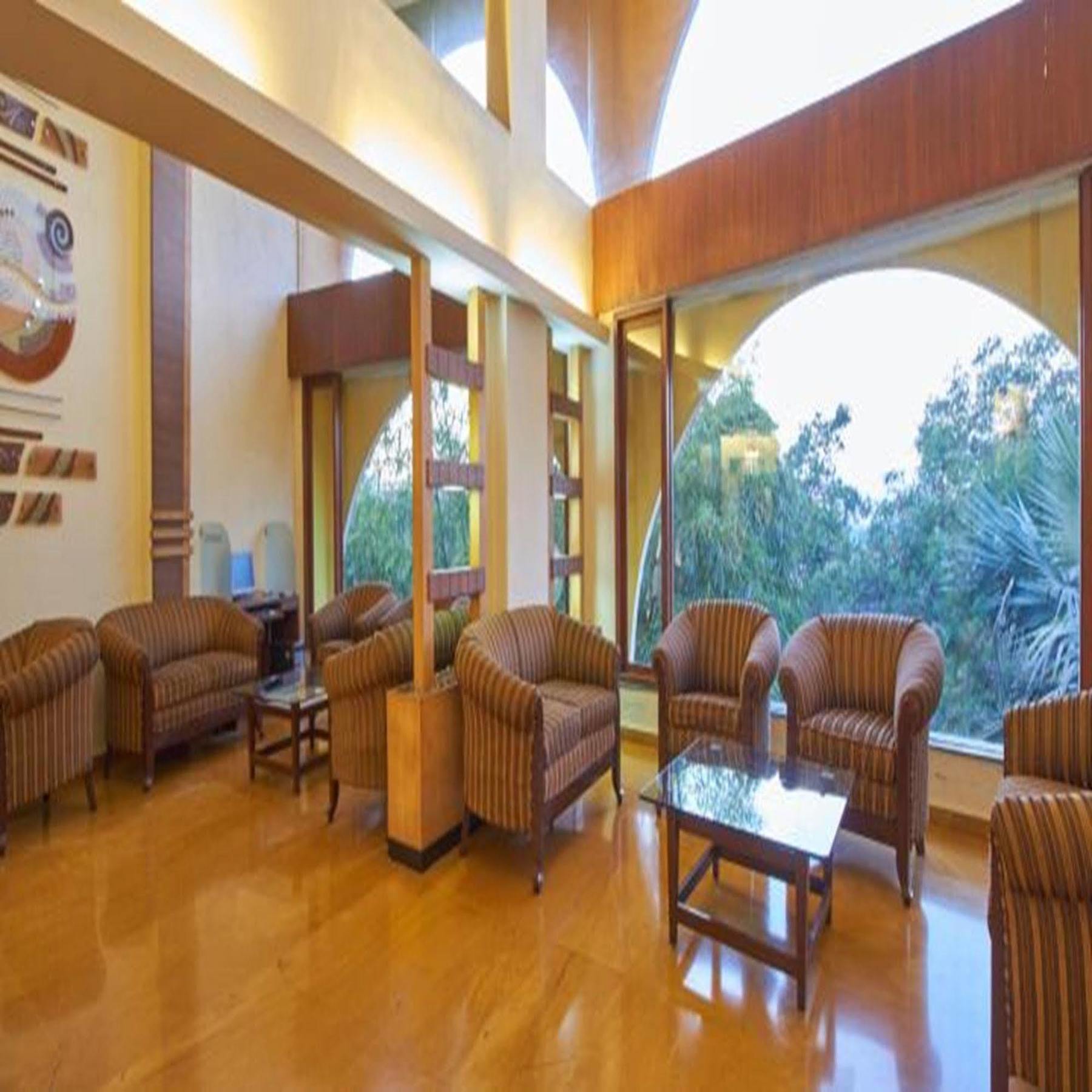 Sahil Sarovar Portico 罗纳瓦拉 外观 照片